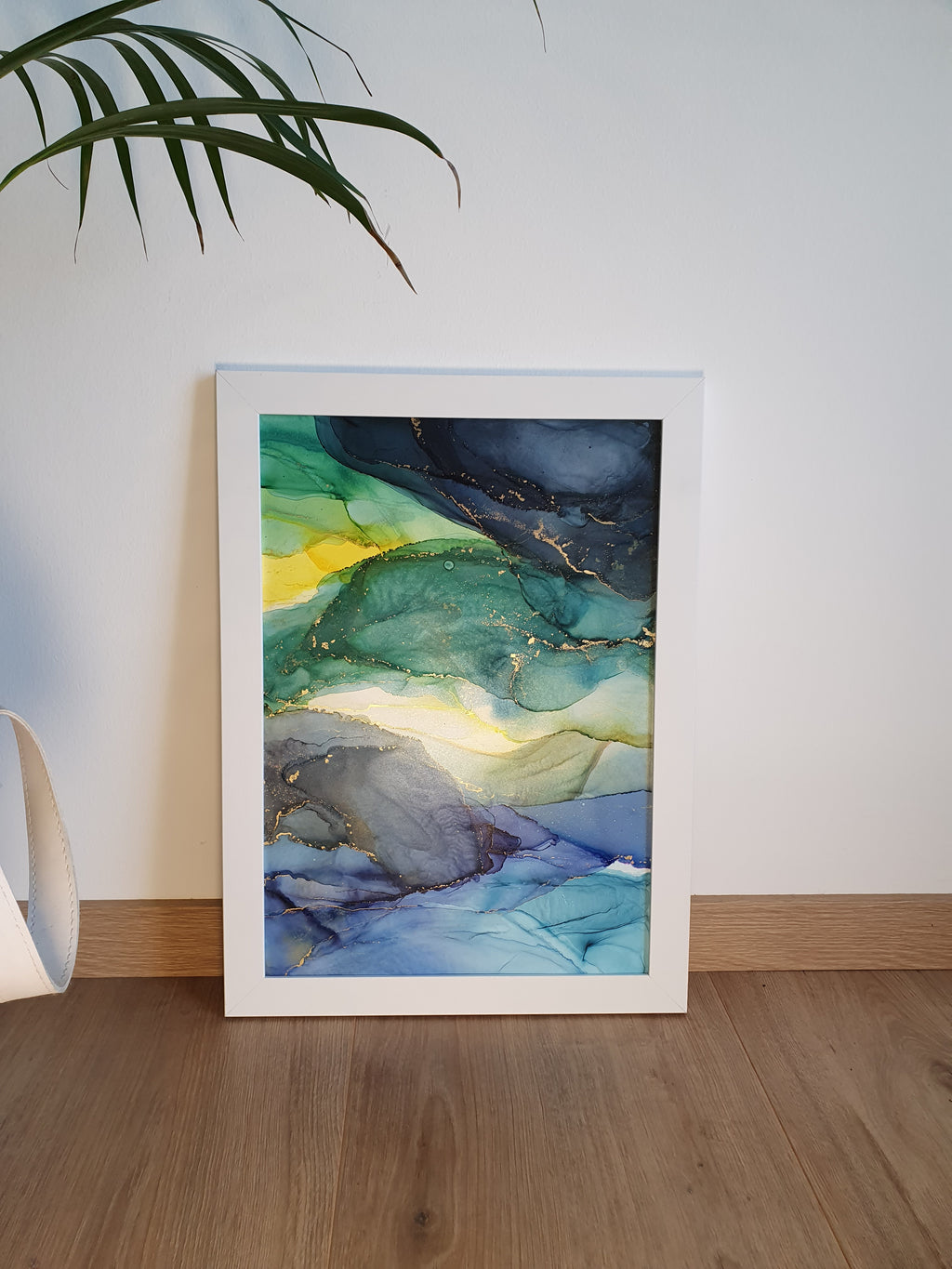 Lichtspalt | 42x29.7cm | Kunstwerk aus Alkoholtinte & Gold Highlights