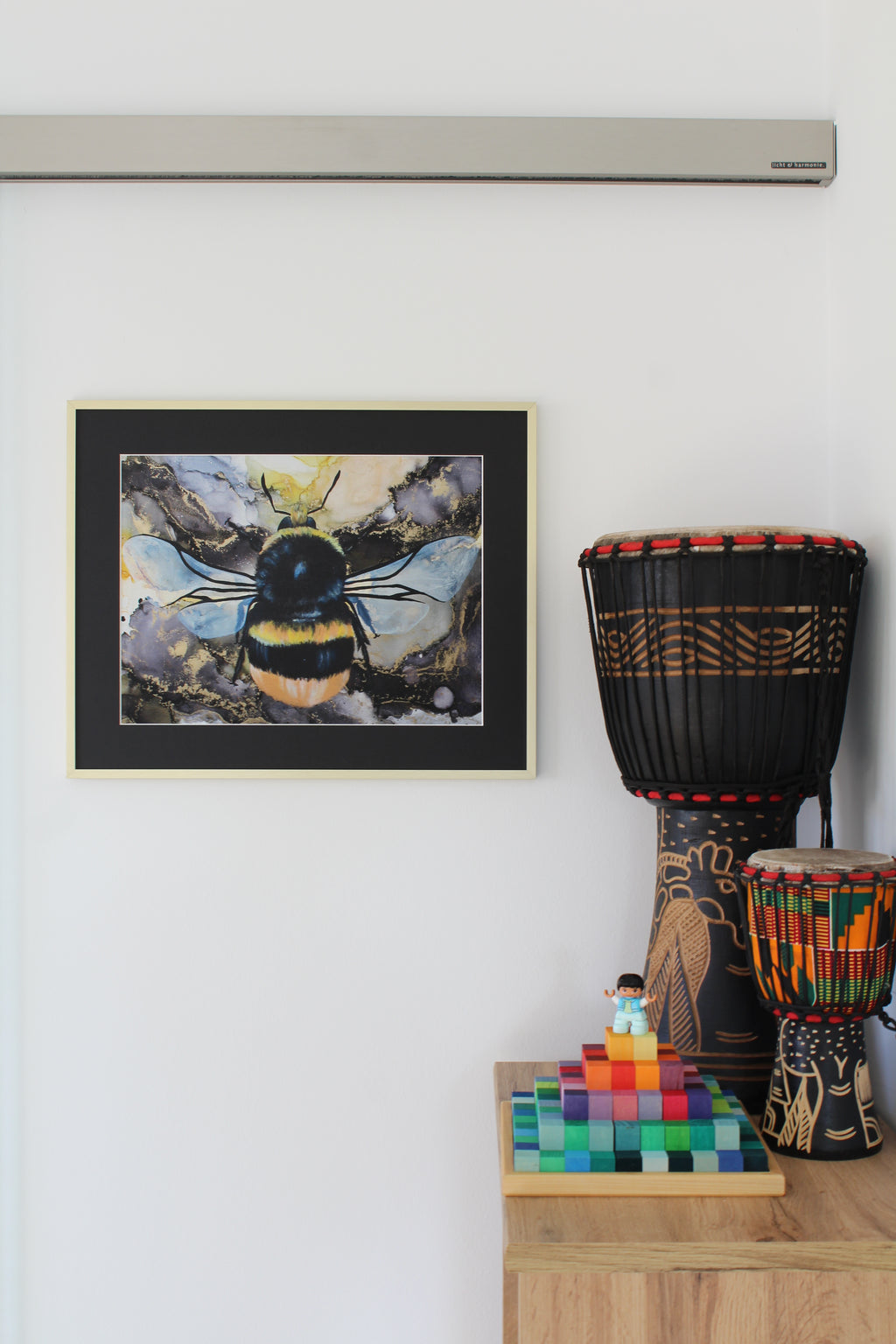 Hummel | Kunstwerk aus Alkoholtinte und Acrylfarbe | Kunstdruck in verschiedenen Größen