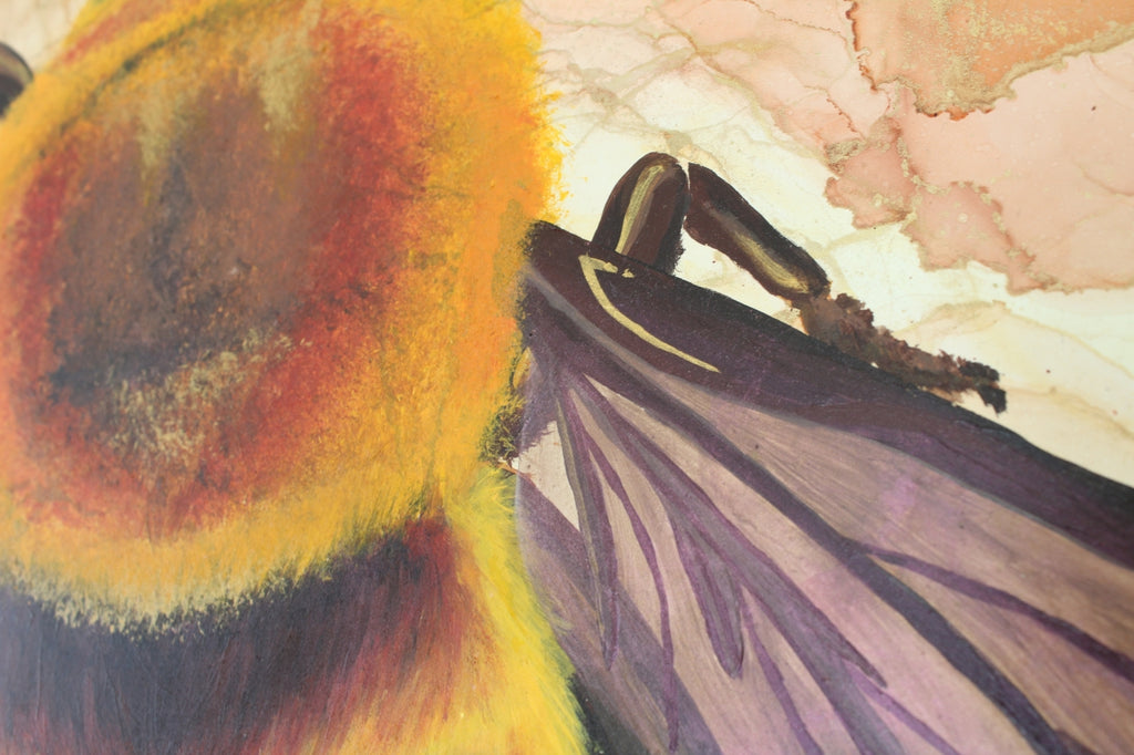 Ackerhummel | Kunstwerk aus Alkoholtinte & Acrylfarbe mit Goldhighlights | Original auf Leinwand