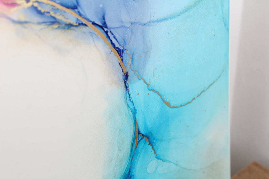 Farbfokus | Kunstwerk aus Alkoholtinte & Gold Highlights